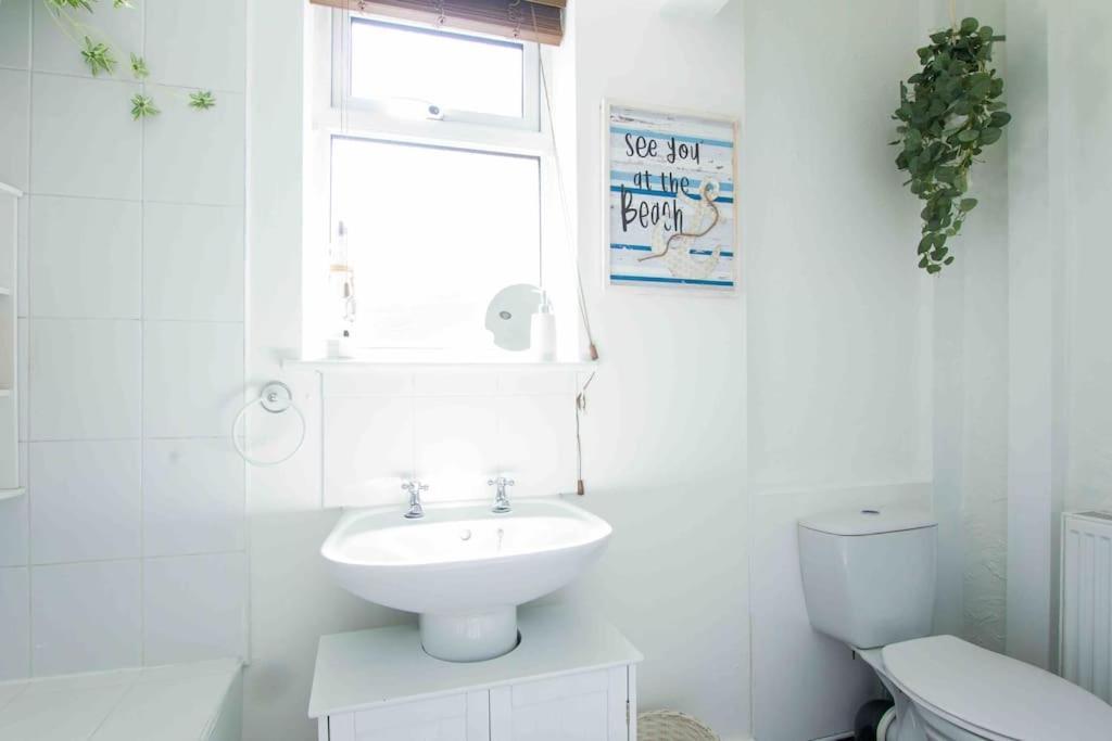 Beautiful 2 Bedroom House Close To The Seaside Кліторпс Екстер'єр фото